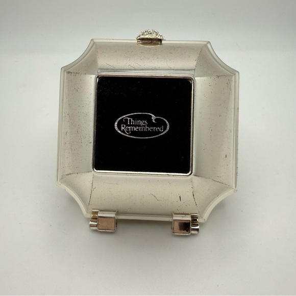 Things Remembered Silver Tone Trinket Box Rhinestones Heart Rings Earrings - Picture 6 of 11